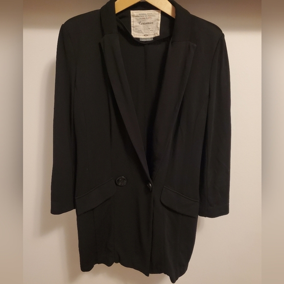 Cartonnier Anthropologie long black blazer. 3/4 sleeves. Size M. Padded shoulder - Picture 1 of 11